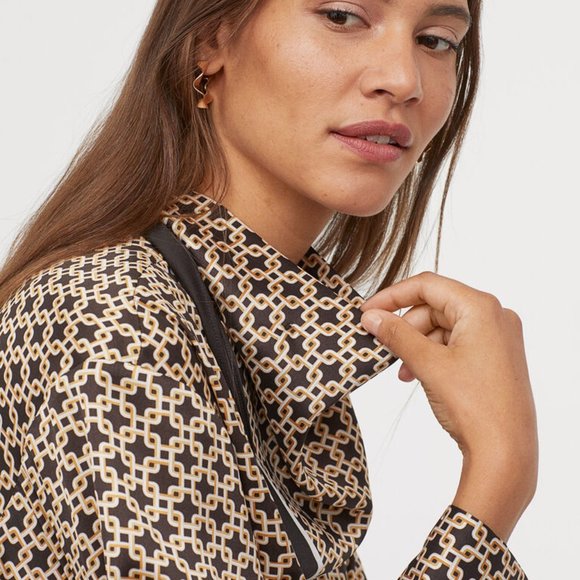 RICHARD ALLAN x H&M: Satin Blouse with Scarf - Picture 2 of 10